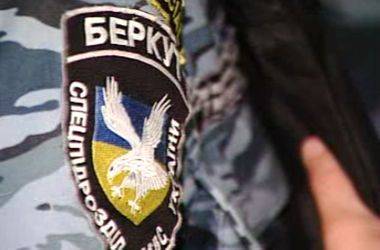 "Беркут" призывает правоохранительные органы Юго-Востока Украины поддержать сторону народа "Беркут" призывает правоохранительные органы Юго-Востока Украины поддержать сторону народа