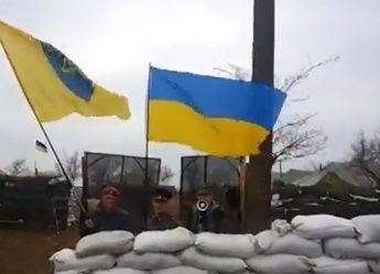 Гитлеровцы "несут службу" на блокпостах. Русский Иван, не сдавайся! Гитлеровцы "несут службу" на блокпостах. Русский Иван, не сдавайся!