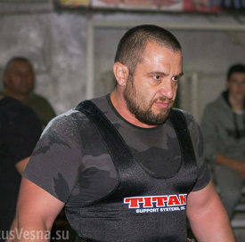 В Луганске представители армии Юго-Востока задержали руководителя спецбатальона МВД «Тимур», задачей которого является борьба с народными протестами В Луганске представители армии Юго-Востока задержали руководителя спецбатальона МВД «Тимур», задачей которого является борьба с народными протестами