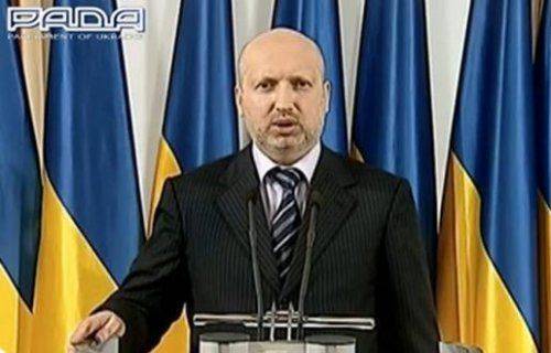 Турчинов предлагает предоставить русскому языку спецстатус Турчинов предлагает предоставить русскому языку спецстатус