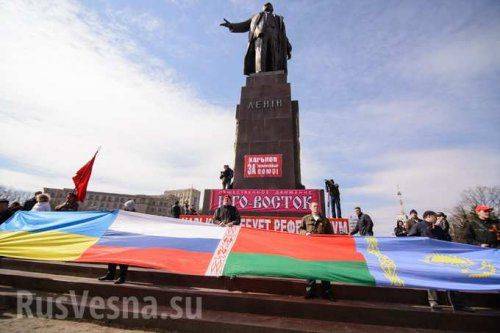 В Харькове новая волна протестов привела к закрытию метрополитена в центре города В Харькове новая волна протестов привела к закрытию метрополитена в центре города