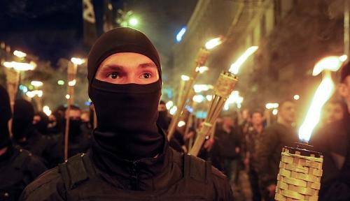 Украинский сценарий: один выбор из трех составляющих Украинский сценарий: один выбор из трех составляющих