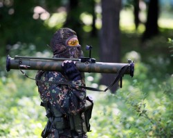 В нескольких районах Донецка идут бои В нескольких районах Донецка идут бои