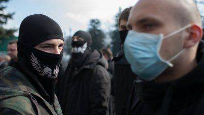 СМИ: вооруженные члены "Правого сектора" хотели проникнуть в Энергодар СМИ: вооруженные члены "Правого сектора" хотели проникнуть в Энергодар