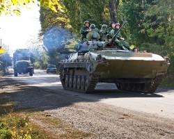 Российские войска вернулись в соседние с Украиной области Российские войска вернулись в соседние с Украиной области