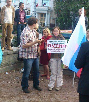 Житель Славянска: Штурмовавшие город перестреляли друг друга и бросили раненых Житель Славянска: Штурмовавшие город перестреляли друг друга и бросили раненых