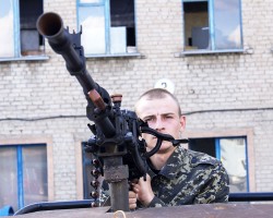 Славянск перешел под контроль украинских силовиков Славянск перешел под контроль украинских силовиков