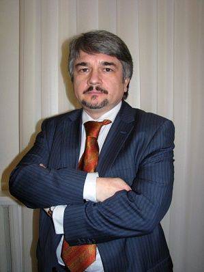 Украинский политолог: Киев объявит войну России, чтобы избежать позорного поражения Украинский политолог: Киев объявит войну России, чтобы избежать позорного поражения