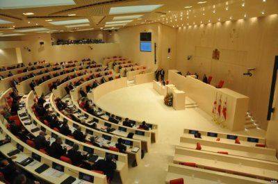 Парламент Грузии утвердил новый состав правительства Парламент Грузии утвердил новый состав правительства
