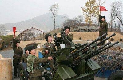 Северные корейцы плевали на военную мощь США Северные корейцы плевали на военную мощь США