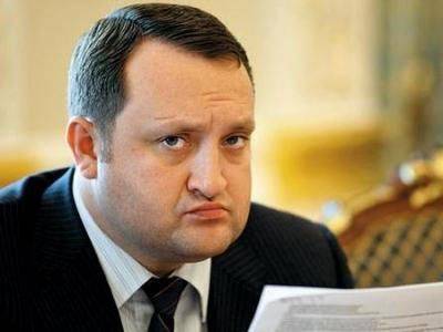 Экс-глава Нацбанка Украины: Технический дефолт в банковской системе уже наступил Экс-глава Нацбанка Украины: Технический дефолт в банковской системе уже наступил