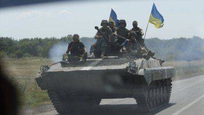 Пресс-служба АТО: украинские военные попали в засаду в Шахтерске Пресс-служба АТО: украинские военные попали в засаду в Шахтерске