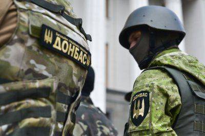 "Азов", "Донбасс", "Правый сектор": символы СС в украинском прочтении "Азов", "Донбасс", "Правый сектор": символы СС в украинском прочтении