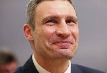 Кличко попросил у Европы оружие и получил премию за мир Кличко попросил у Европы оружие и получил премию за мир