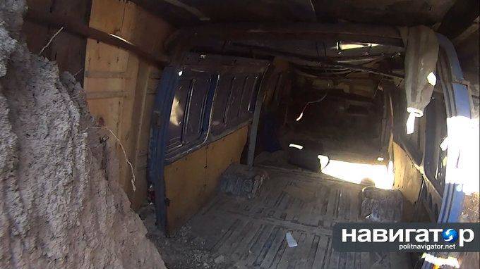 Донецкие ополченцы разбили базу Нацгвардии: Репортаж с места боя (ФОТО) Донецкие ополченцы разбили базу Нацгвардии: Репортаж с места боя (ФОТО)