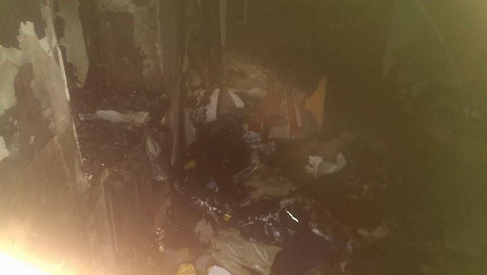 В Мариуполе сожгли помещение, где волонтеры собирали помощь для сил АТО. ФОТО В Мариуполе сожгли помещение, где волонтеры собирали помощь для сил АТО. ФОТО