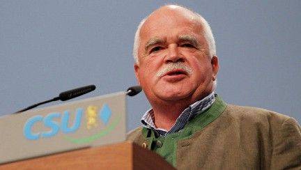 Немецкий политик потребовал вернуть Россию в G8 Немецкий политик потребовал вернуть Россию в G8