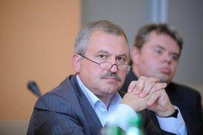 Майданный комендант Сенченко и тимошенковская подруга Денисова признали российский Крым Майданный комендант Сенченко и тимошенковская подруга Денисова признали российский Крым