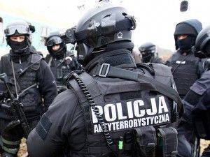 Польские спецслужбы занялись укрофашистами Польские спецслужбы занялись укрофашистами