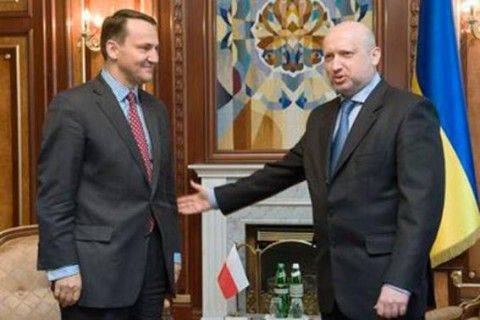 Польша запускает пробные шары в отношении раздела Украины Польша запускает пробные шары в отношении раздела Украины