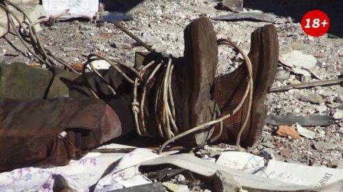 В аэропорту Донецка найдены тела замученных танкистов ДНР В аэропорту Донецка найдены тела замученных танкистов ДНР