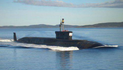 Пуск баллистической ракеты «Булава» с борта крейсера «Юрий Долгорукий» Пуск баллистической ракеты «Булава» с борта крейсера «Юрий Долгорукий»