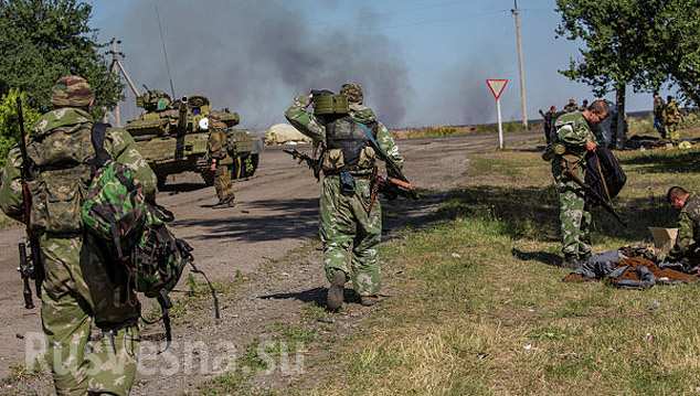 Паника: армия Новороссии сформировала 4 ударные группировки численностью около 25000 бойцов и 1000 единиц техники, – Тымчук Паника: армия Новороссии сформировала 4 ударные группировки численностью около 25000 бойцов и 1000 единиц техники, – Тымчук