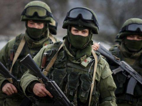 Под Харьковом прикрыли незаконный аэродром для «зеленых человечков» Под Харьковом прикрыли незаконный аэродром для «зеленых человечков»
