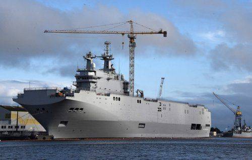 Россия не получит от Парижа ни "Мистраль", ни штрафы за срыв контракта Россия не получит от Парижа ни "Мистраль", ни штрафы за срыв контракта