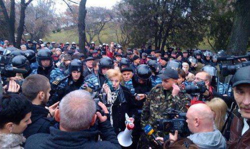 Страна упавшего Ленина Страна упавшего Ленина