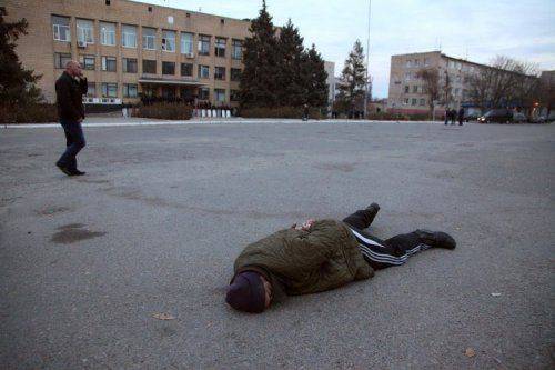 У ОВК на 79-м округе произошла стычка двух группировок «Правого сектора» с применением оружия У ОВК на 79-м округе произошла стычка двух группировок «Правого сектора» с применением оружия