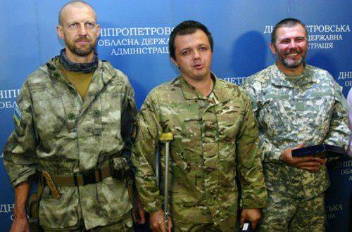 Командиры украинских «добровольческих» батальонов отправились в США Командиры украинских «добровольческих» батальонов отправились в США