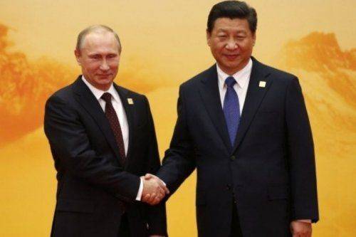 Путин и Си слушают нас Путин и Си слушают нас