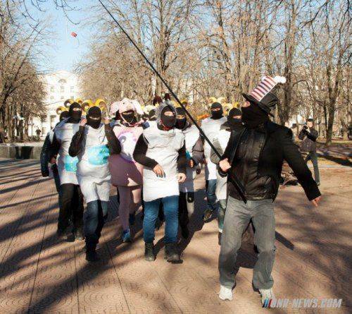 Студенчество ЛНР «поздравило» участников майдана Студенчество ЛНР «поздравило» участников майдана