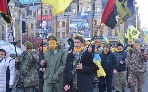 СБУ обещает парад майдановцев по Красной площади СБУ обещает парад майдановцев по Красной площади