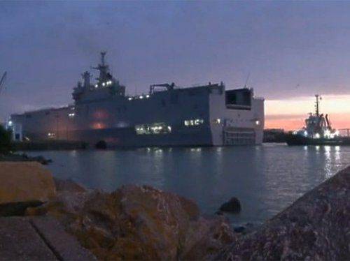 Минобoроны: Россия найдет лучшее применение деньгам за "Мистрали" Минобoроны: Россия найдет лучшее применение деньгам за "Мистрали"