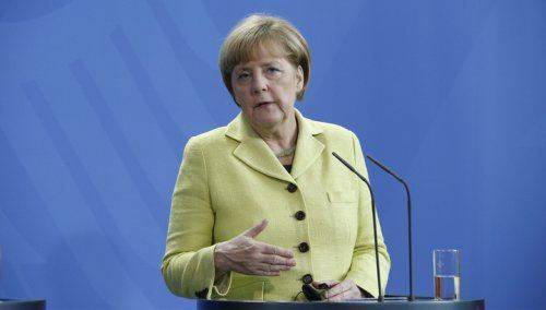 Меркель хочет ввести новые санкции против России Меркель хочет ввести новые санкции против России