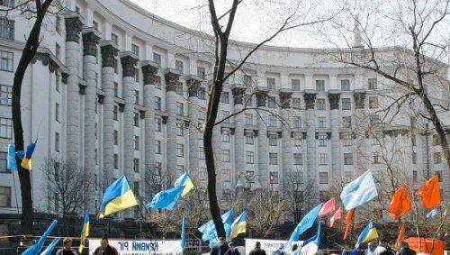 СМИ: граждане пяти стран войдут в состав украинского правительства СМИ: граждане пяти стран войдут в состав украинского правительства
