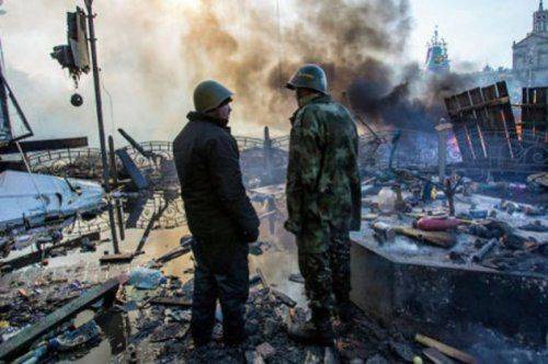 Главные экспонаты музея Майдана: елка, палатка, рогатка Главные экспонаты музея Майдана: елка, палатка, рогатка