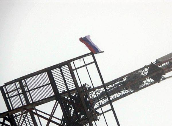 В Одесской области водрузили российский триколор В Одесской области водрузили российский триколор