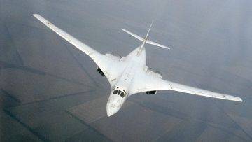 СМИ: российский ракетоносец Ту-160 превосходит американский B1 Lancer СМИ: российский ракетоносец Ту-160 превосходит американский B1 Lancer