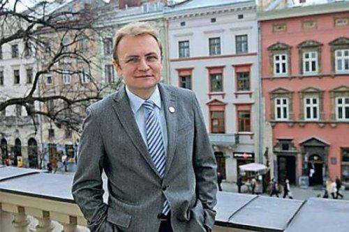 Мэр Садовый не хочет проводить реформы в правительстве «самоубийц» и метит в президенты Мэр Садовый не хочет проводить реформы в правительстве «самоубийц» и метит в президенты