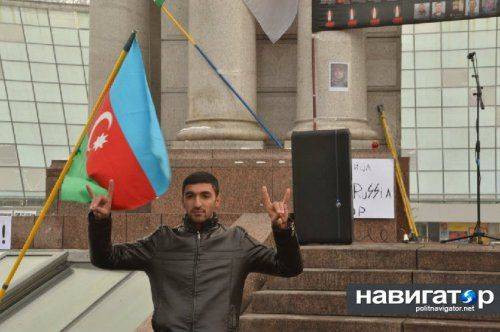 Акция чеченских сепаратистов на Майдане: Станцуем лезгинку и гопак на развалинах империи Акция чеченских сепаратистов на Майдане: Станцуем лезгинку и гопак на развалинах империи