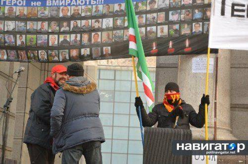 Акция чеченских сепаратистов на Майдане: Станцуем лезгинку и гопак на развалинах империи Акция чеченских сепаратистов на Майдане: Станцуем лезгинку и гопак на развалинах империи