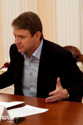 Ткачев: Жители России и Кубани должны разделить с Путиным расплату за Крым Ткачев: Жители России и Кубани должны разделить с Путиным расплату за Крым