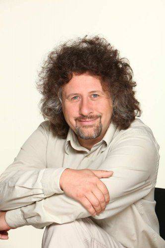 КОНСТАНТИН КЕВОРКЯН: Параноики в поисках гармонии КОНСТАНТИН КЕВОРКЯН: Параноики в поисках гармонии