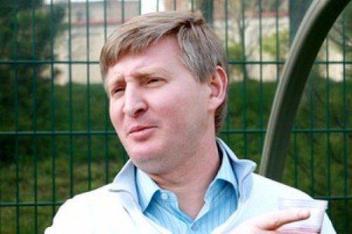 Соратникам Татьяны Черновол «популярно объяснили» - лазить через забор Ахметова опасно для жизни   Соратникам Татьяны Черновол «популярно объяснили» - лазить через забор Ахметова опасно для жизни