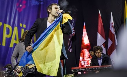 Вакарчук на Новый год пел для российских олигархов Вакарчук на Новый год пел для российских олигархов