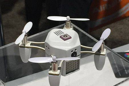 Выставка CES 2015: флотилия дронов, «умные» дома и тень Apple Выставка CES 2015: флотилия дронов, «умные» дома и тень Apple