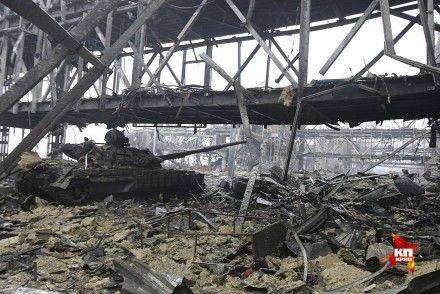 Стешин и Коц: Прогулка по новому терминалу Донецкого аэропорта Стешин и Коц: Прогулка по новому терминалу Донецкого аэропорта